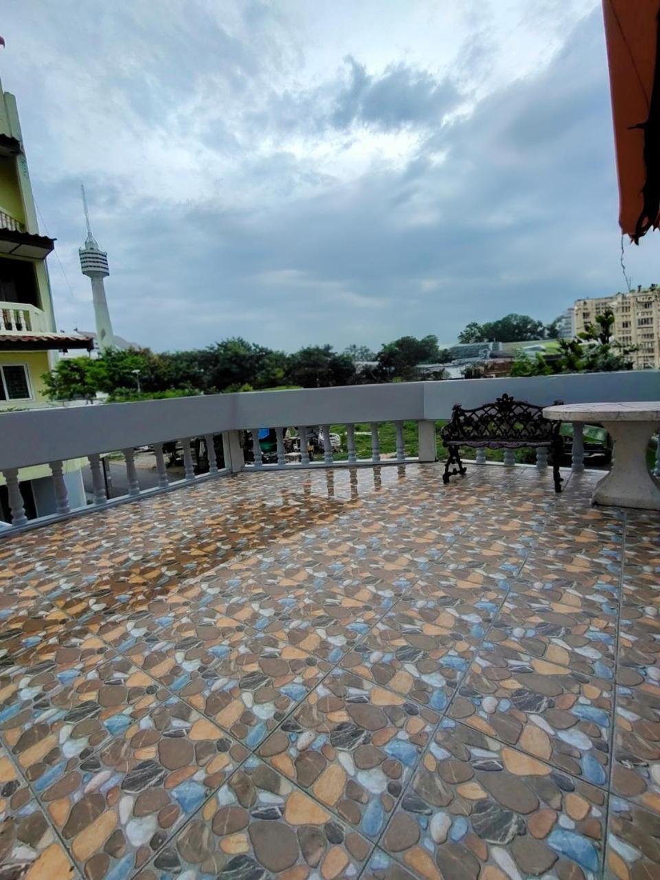 Sea Hill Apartment Pattaya Luaran gambar